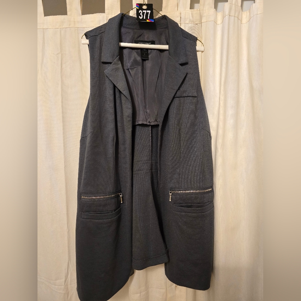 #377 Ashley stewart grey vest with zip pockets